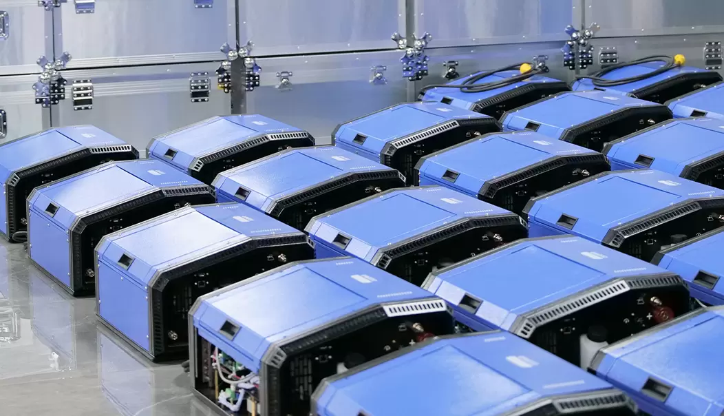 M&aacute;y h&agrave;n quỹ đạo di động so với m&aacute;y h&agrave;n quỹ đạo cố định: Loại n&agrave;o ph&ugrave; hợp với nhu cầu của bạn?